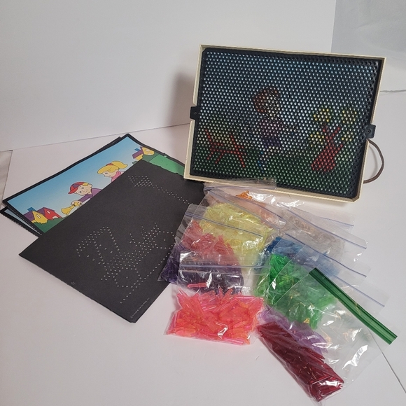 Vintage 1967 Hasboro Lite Brite - Picture 1 of 12